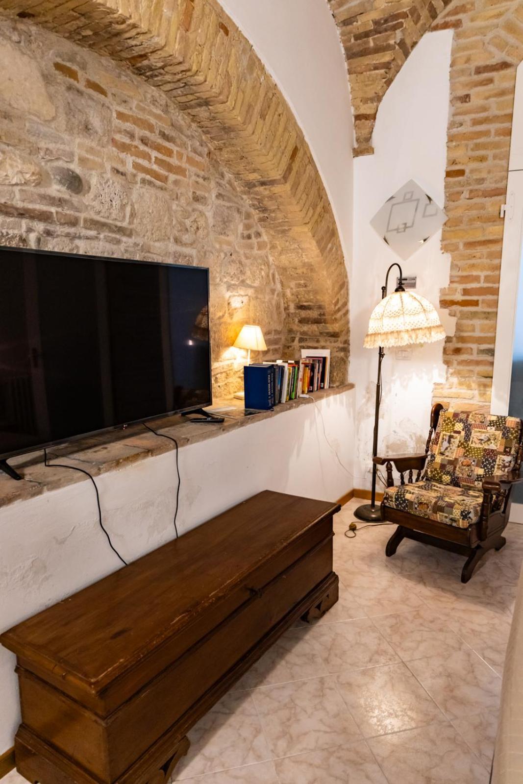 La Rua Apartamento Ascoli Piceno Exterior foto